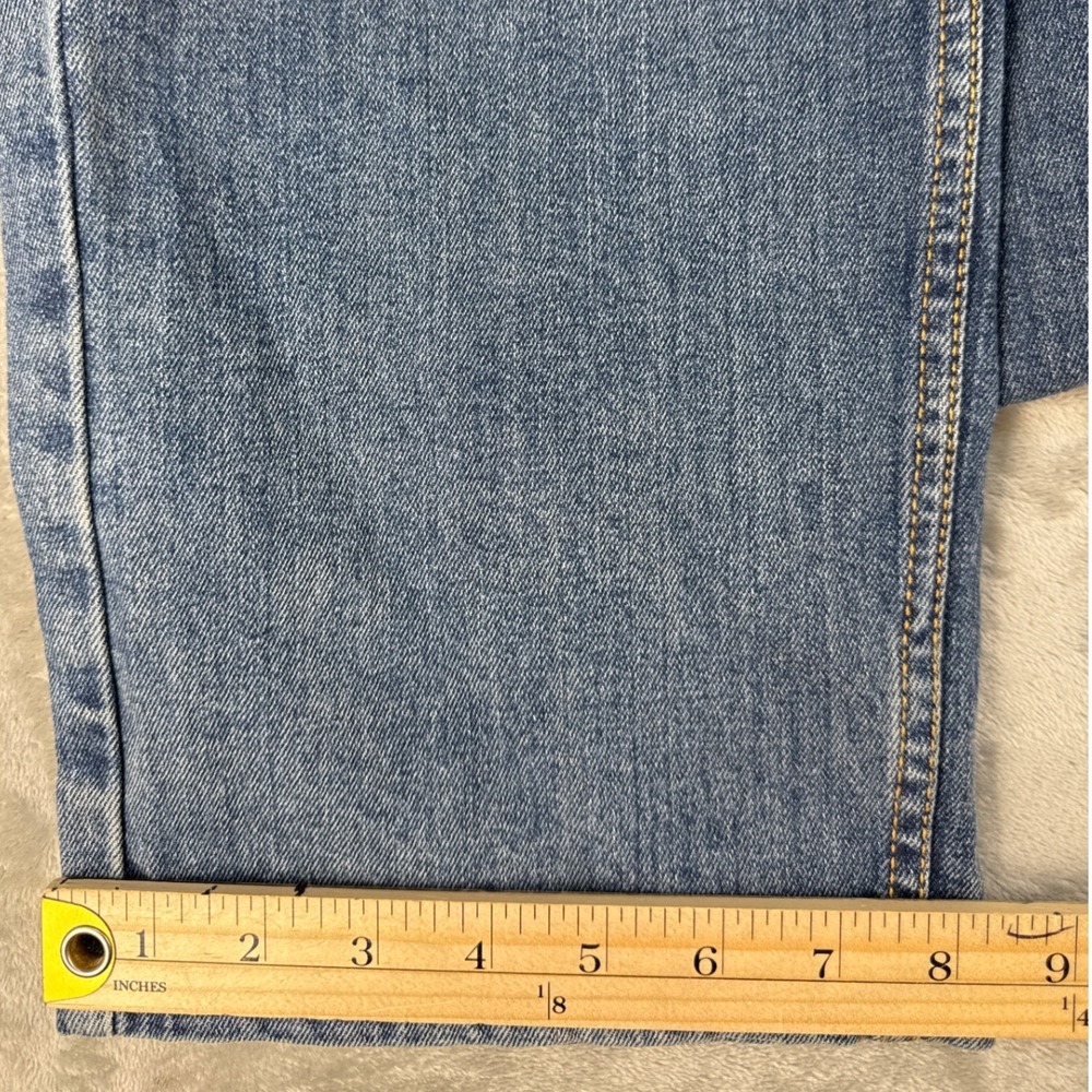 Levi's Jeans Mens 36x30 505 Regular Fit Medium Wash Blue Straight Leg EUC - Picture 5 of 8